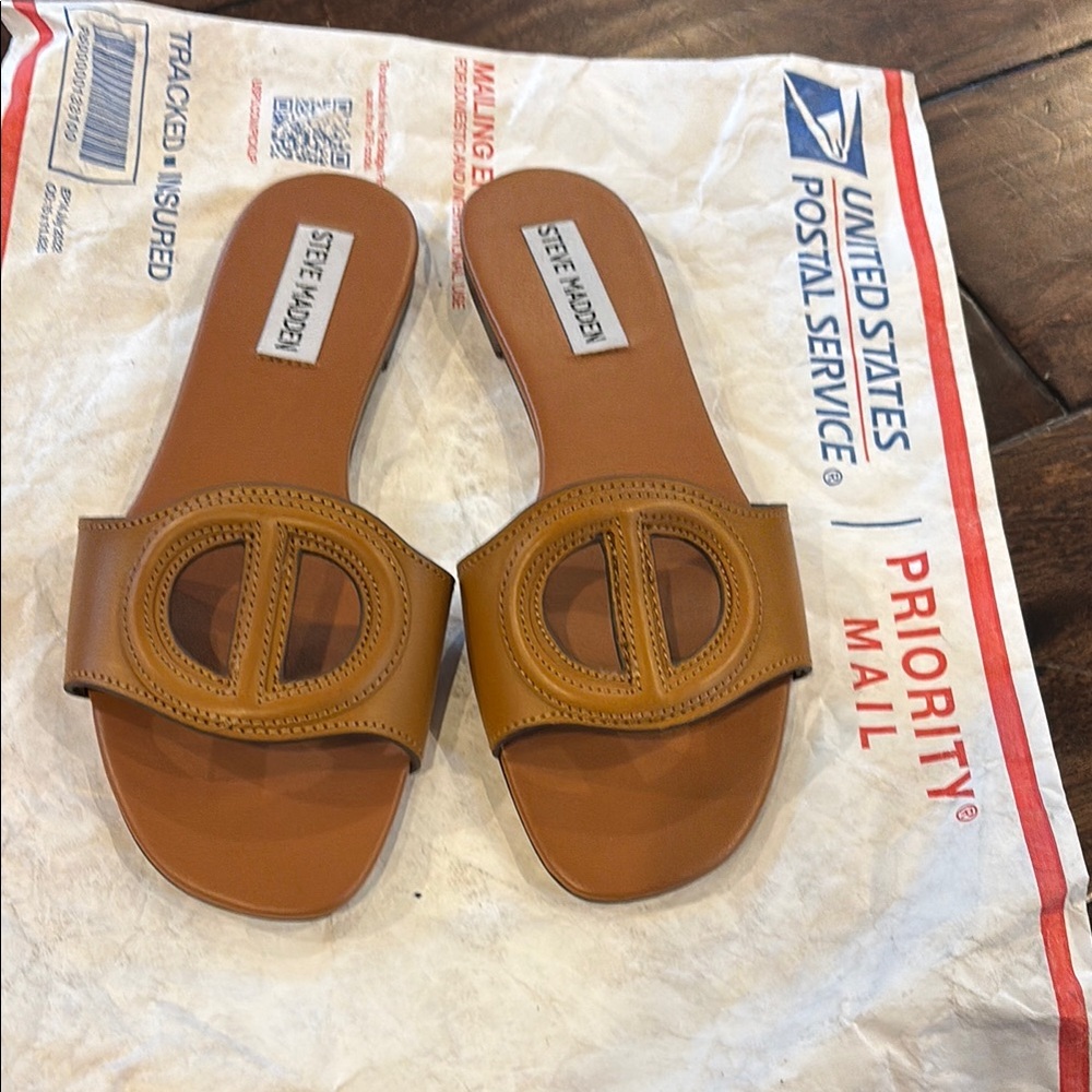 Steve Madden Tan Slide Sandals